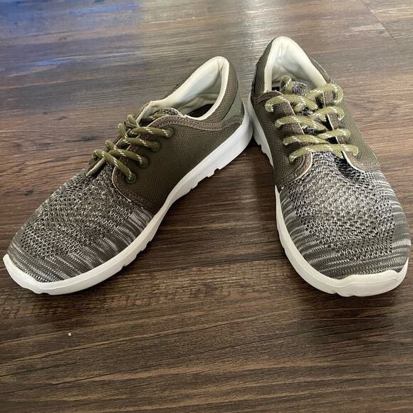 Etnies sz 8.5 green‎ gray lace up sneakers NWOT - Picture 10 of 10